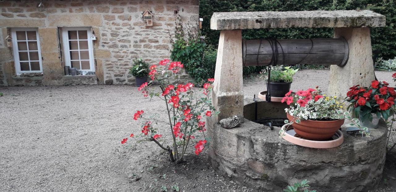 Chambres D'Hotes La Maison D'Apres Шарол Екстериор снимка