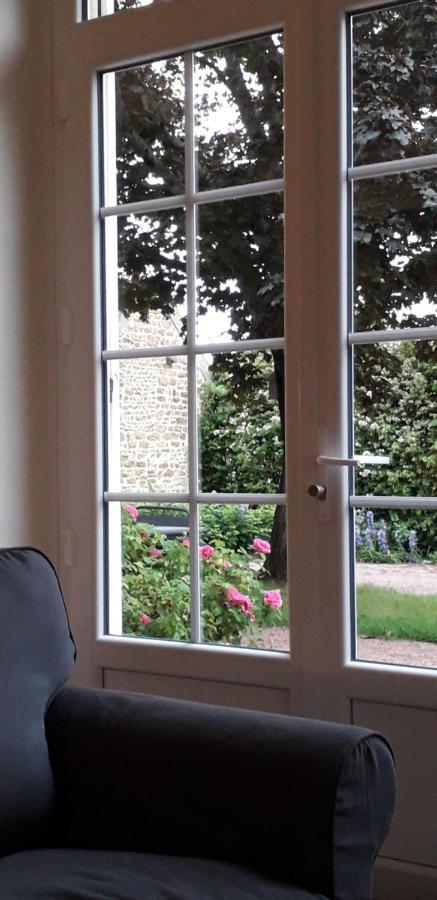 Chambres D'Hotes La Maison D'Apres Шарол Екстериор снимка